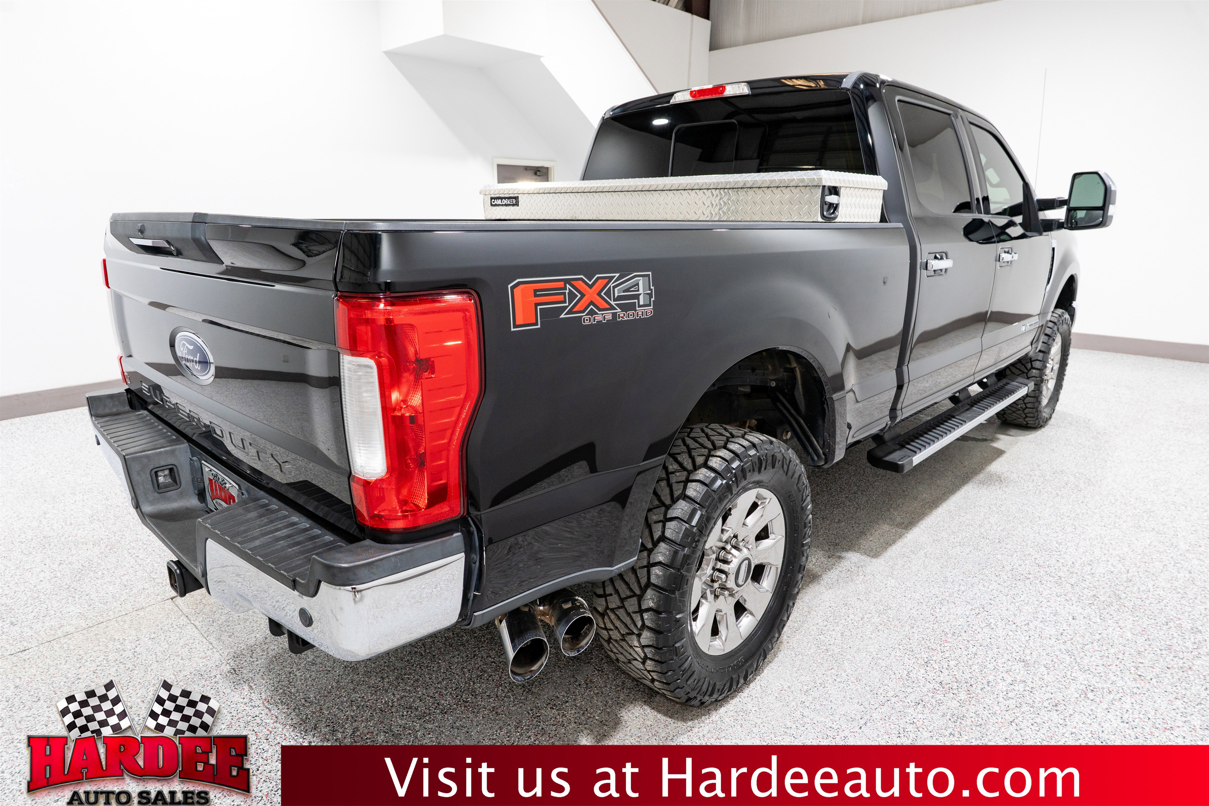 Used 2017 Ford F250 Lariat w/ Lariat Ultimate Package AWD/4WD image 5