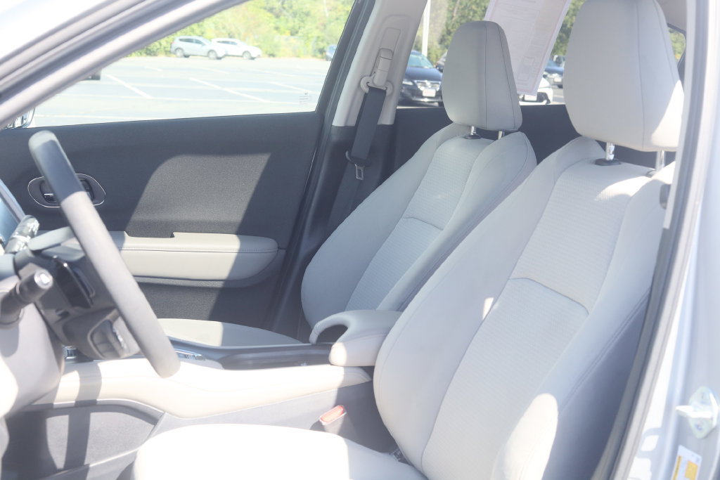 Used 2021 Honda HR-V EX image 15