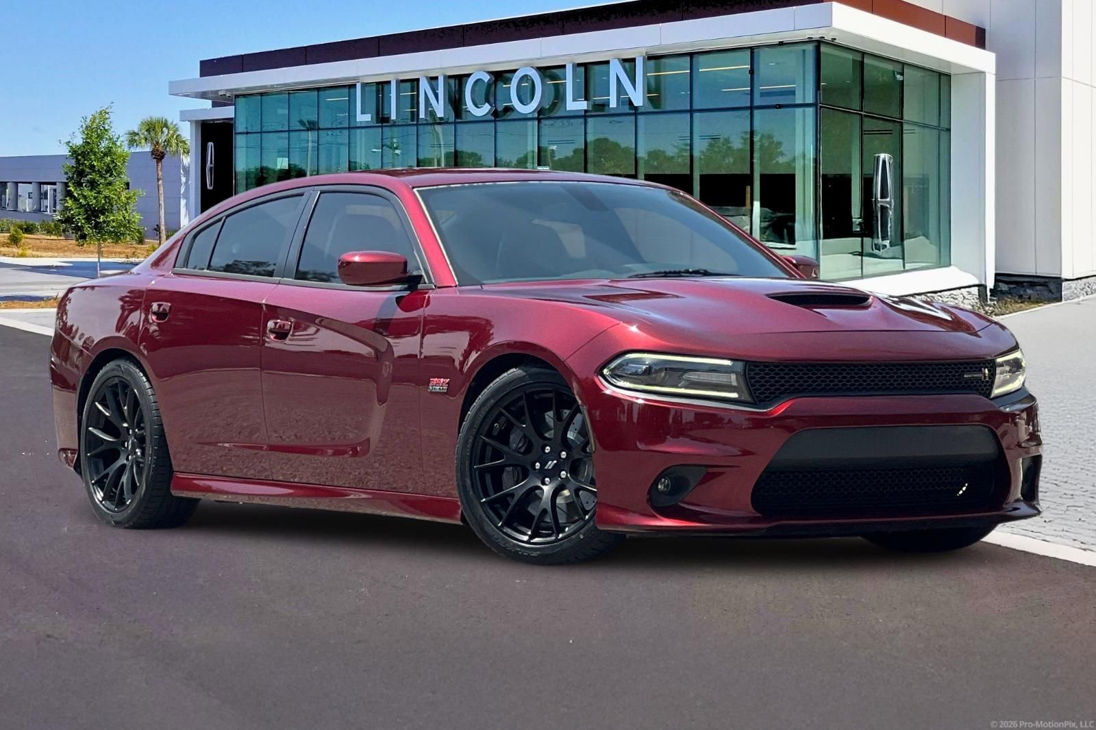 Used 2018 Dodge Charger R/T Scat Pack w/ Dynamics Package RWD image 2