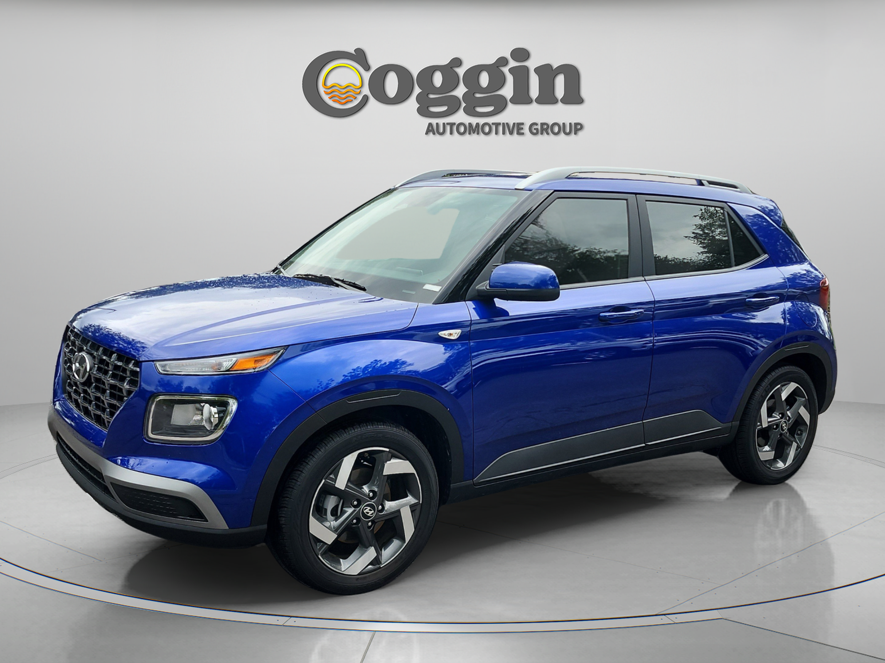 Certified 2026 Hyundai Venue SEL FWD image 1
