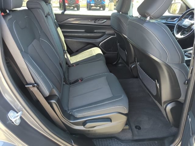Used 2021 Jeep Grand Cherokee L Laredo w/ Luxury Tech Group I AWD/4WD image 22