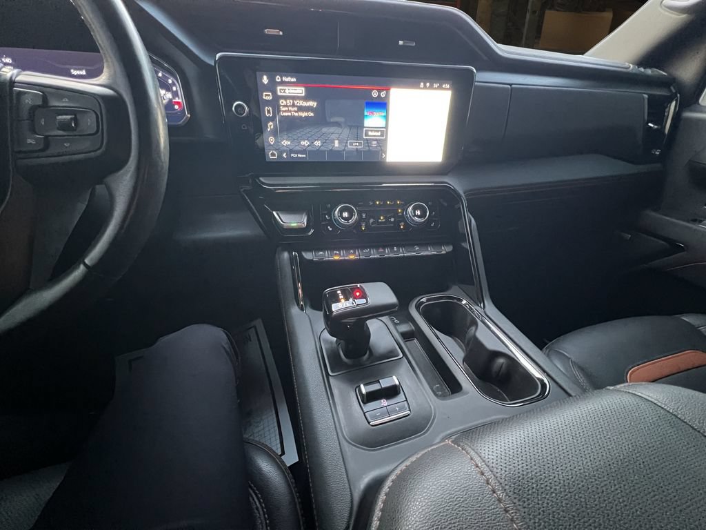 Certified 2023 GMC Sierra 1500 AT4 w/ AT4 Premium Package AWD/4WD image 23