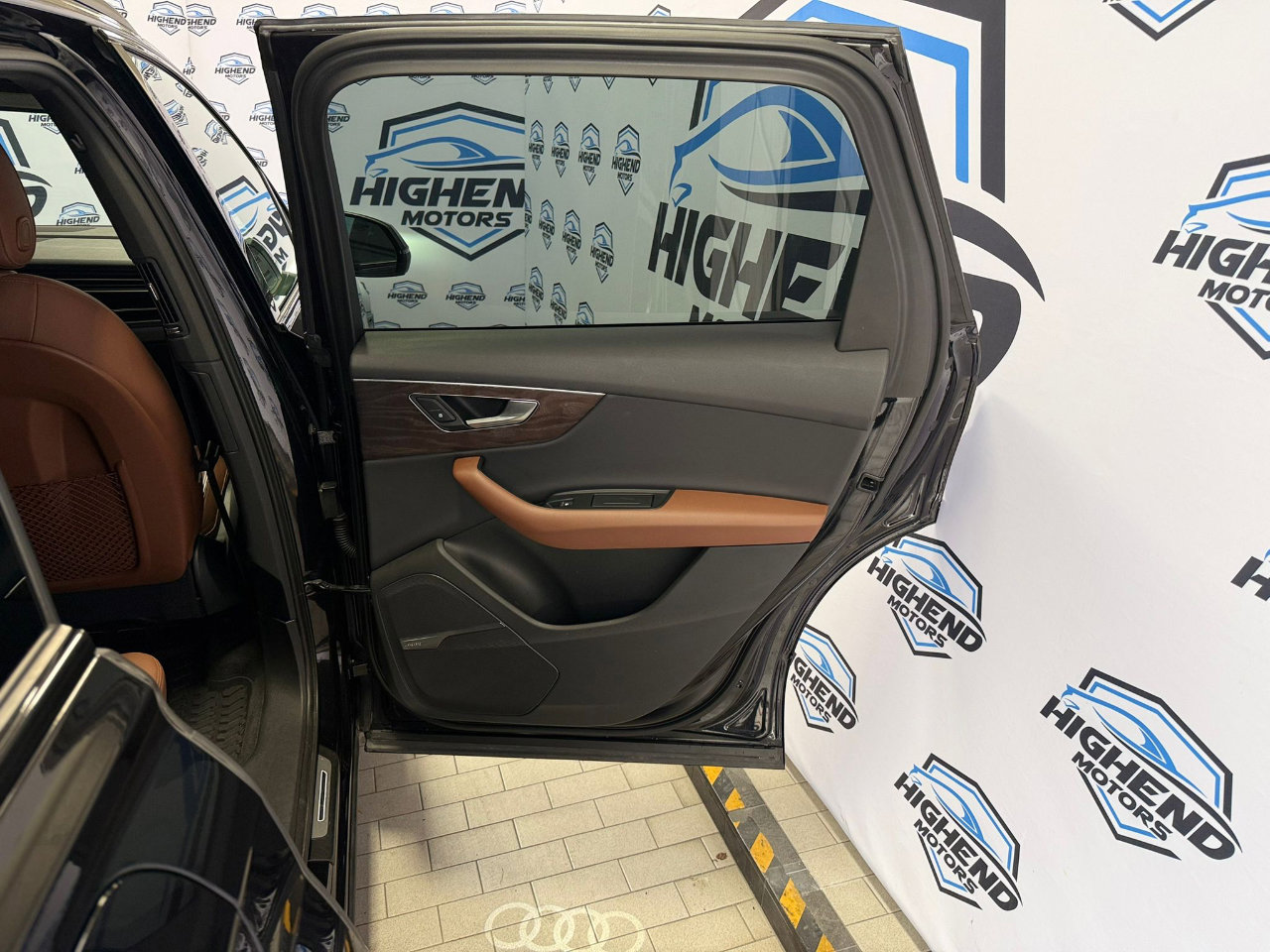 Used 2020 Audi Q7 3.0T Premium Plus w/ Premium Plus Package image 23