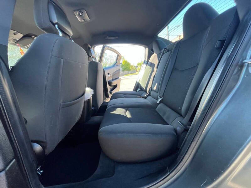 Used 2013 Dodge Avenger SXT image 9