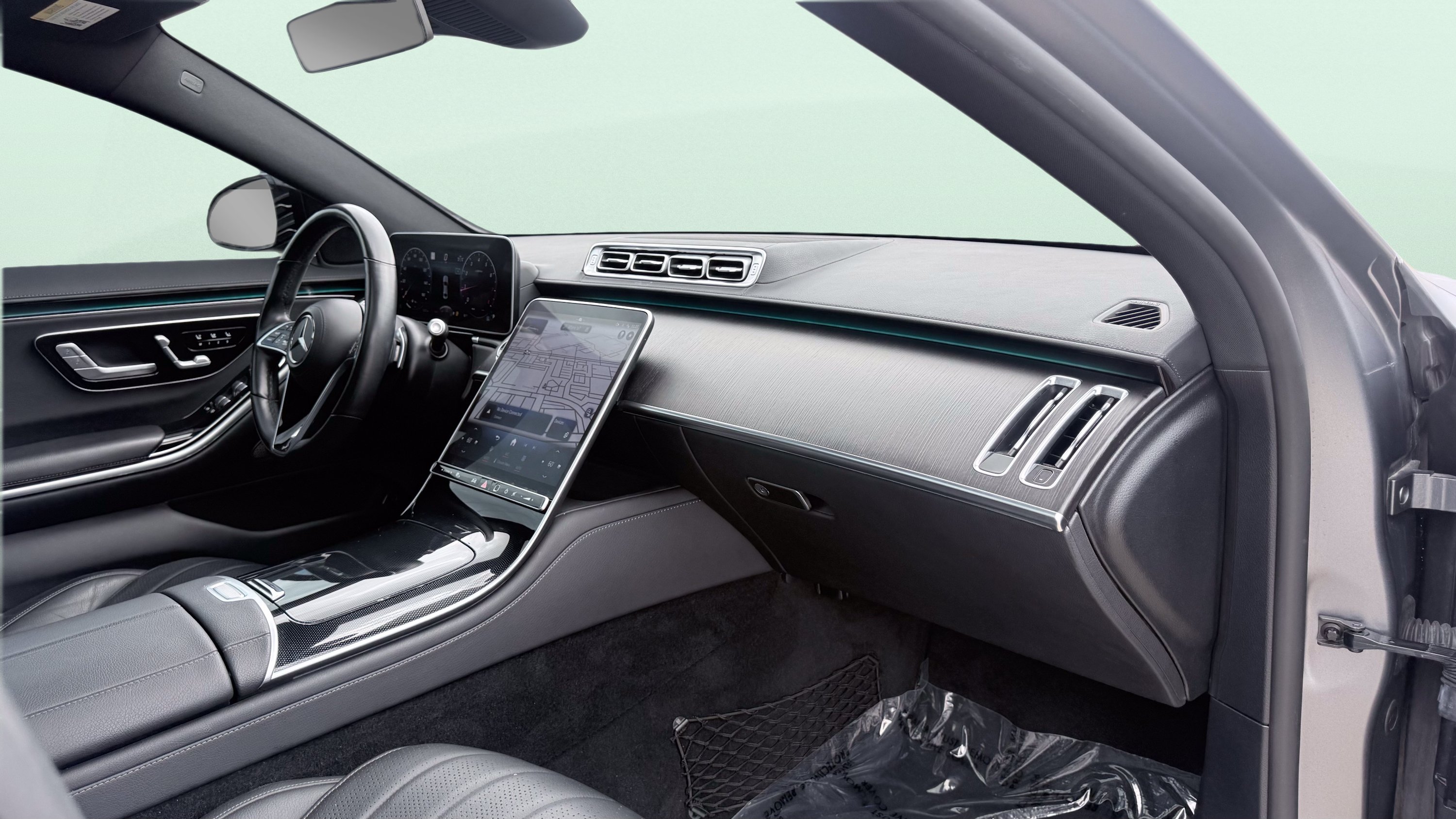 Used 2023 Mercedes-Benz S 500 4MATIC w/ AMG Line image 49