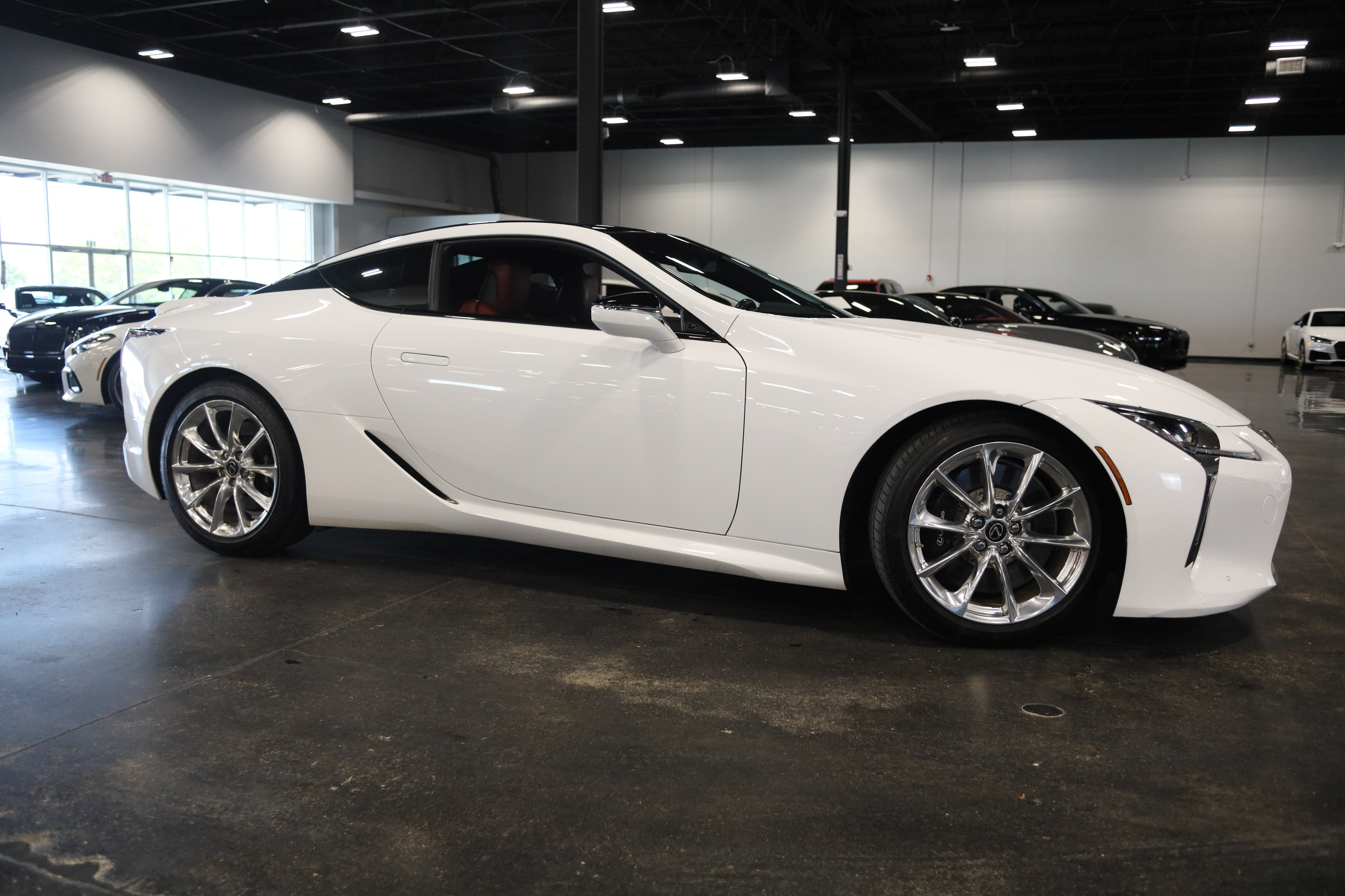 Used 2018 Lexus LC 500 Coupe w/ Touring Package RWD image 8