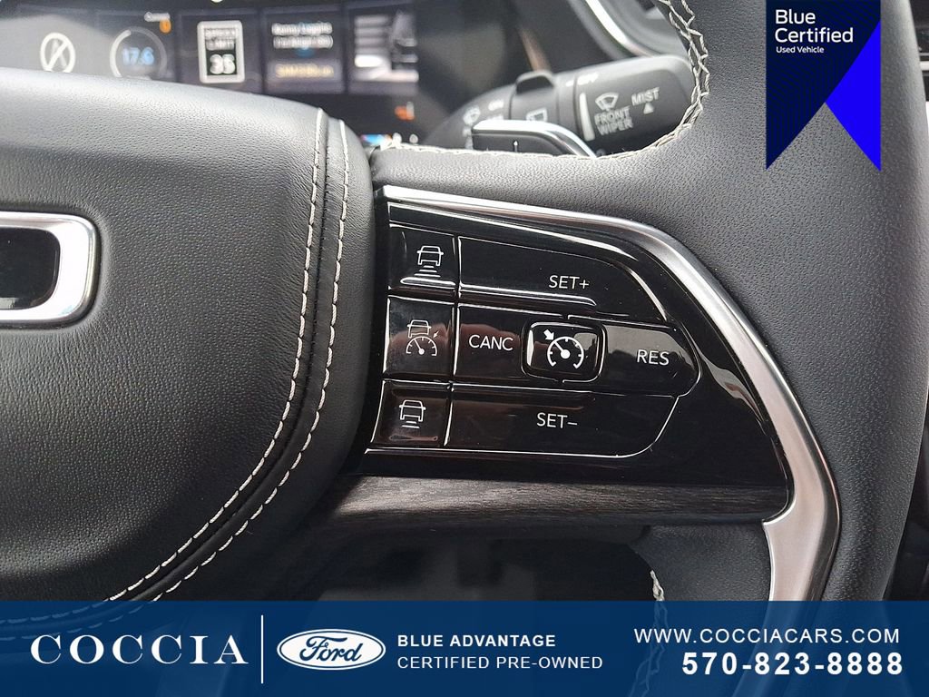 Used 2024 Jeep Grand Cherokee Overland w/ Trailer Tow Package image 23