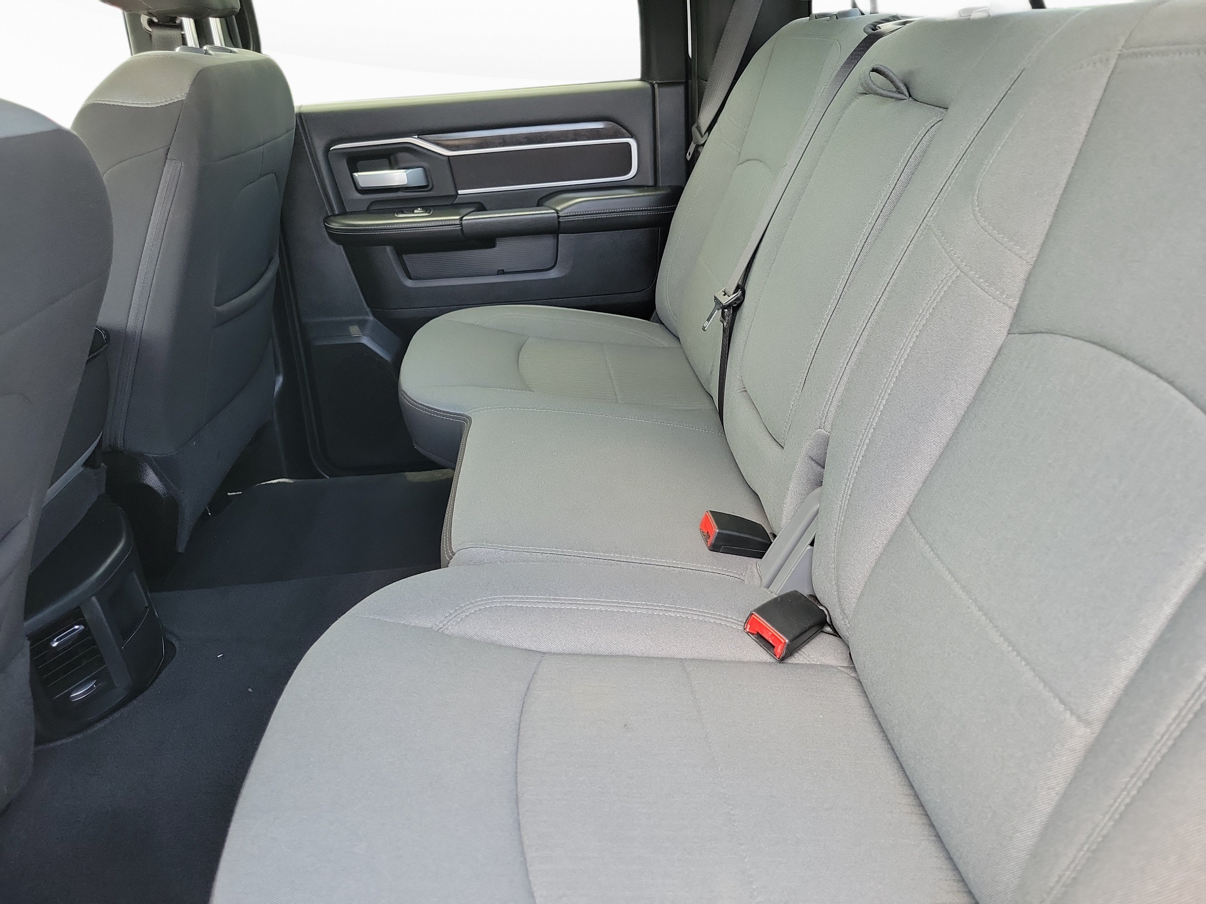 Used 2024 RAM 3500 Big Horn AWD/4WD image 12