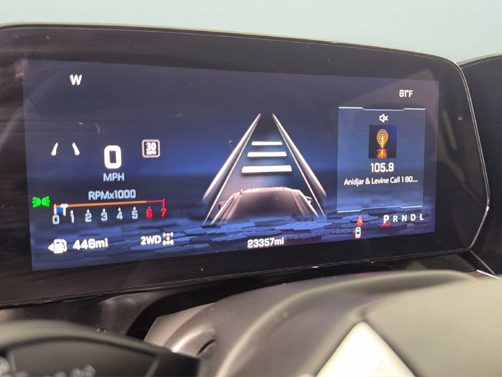 Used 2026 Chevrolet Suburban Premier AWD/4WD image 22