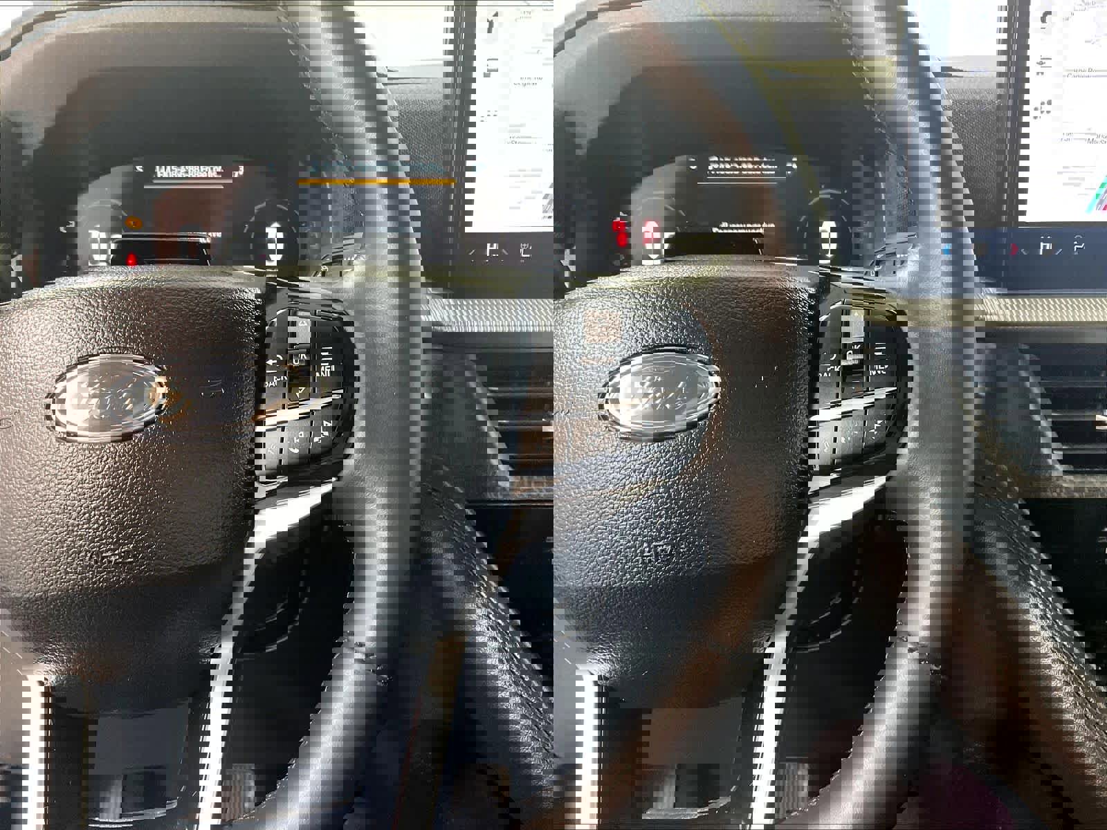 Used 2025 Ford Explorer Platinum w/ LUX Leather Package image 25