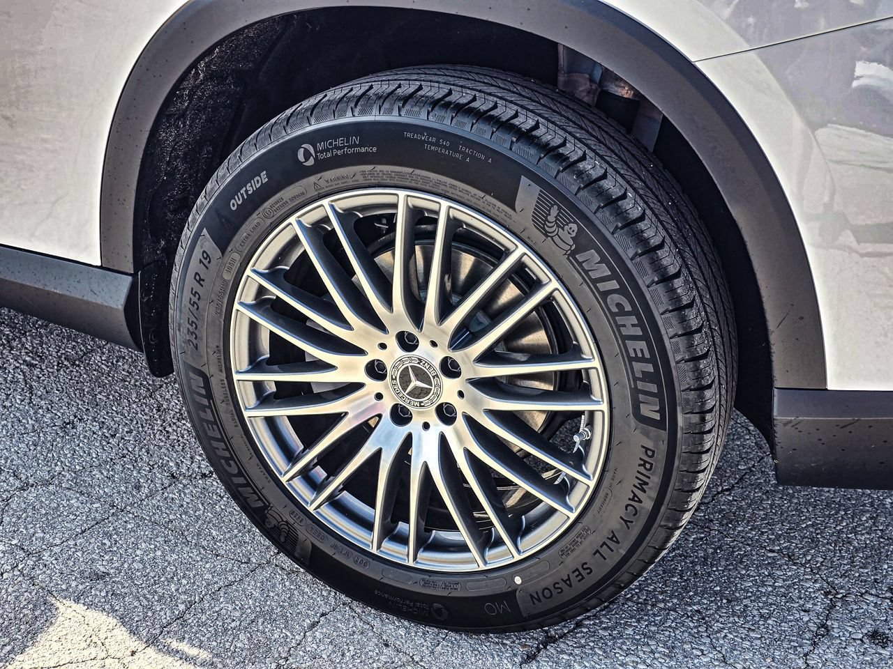 New 2026 Mercedes-Benz GLC 300 4MATIC image 9