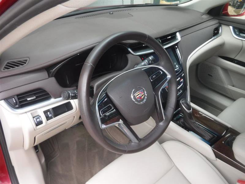Used 2013 Cadillac XTS image 28