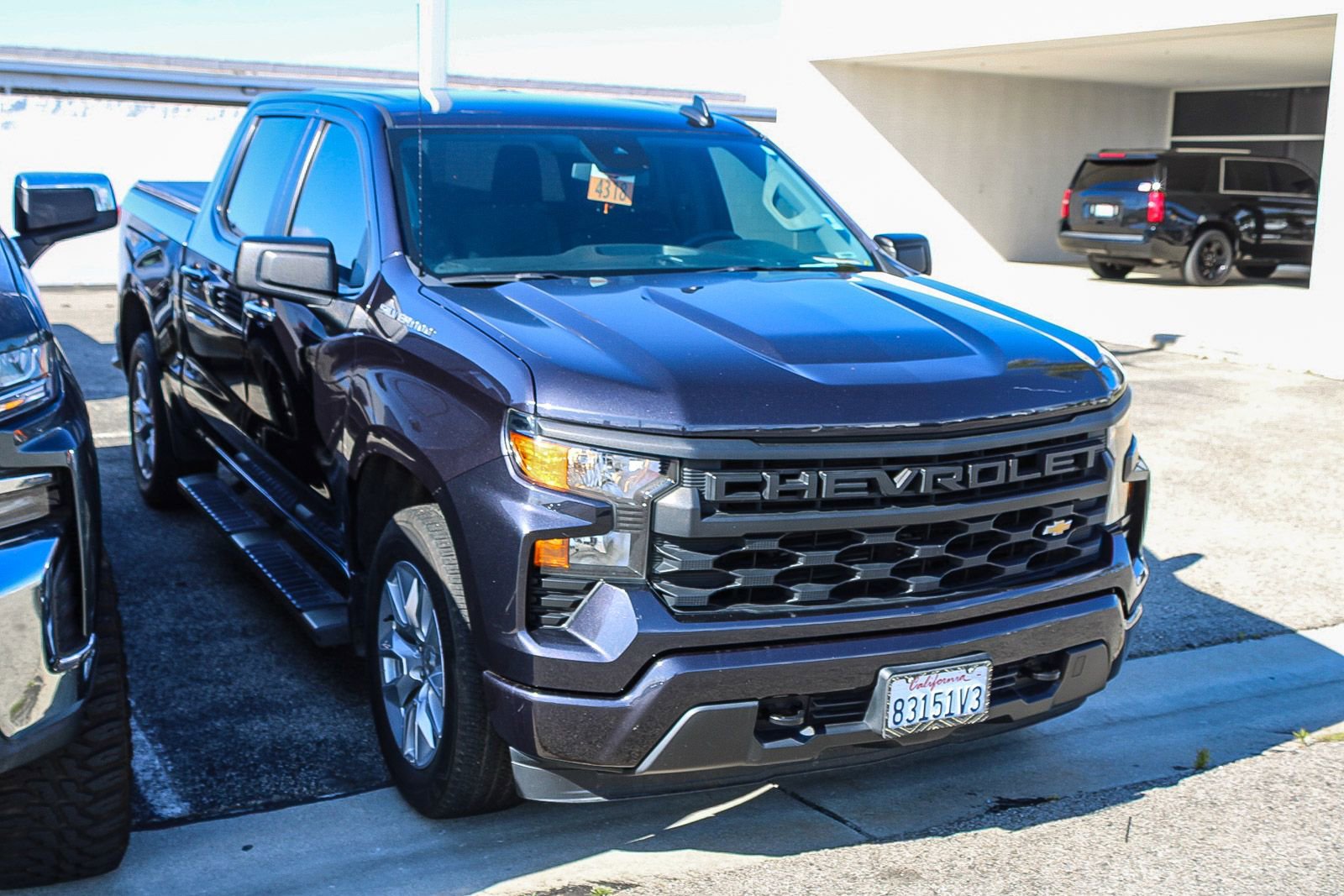 Used 2023 Chevrolet Silverado 1500 Custom image 3