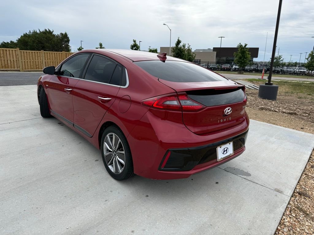 Used 2019 Hyundai Ioniq Limited image 7