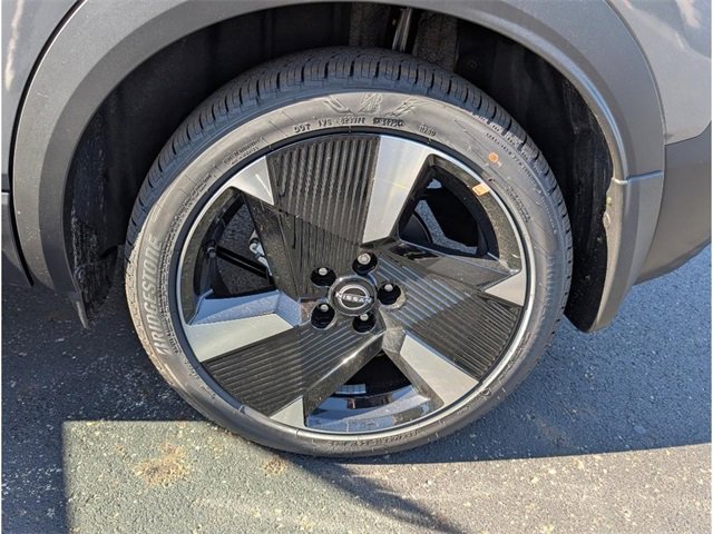 New 2026 Nissan Kicks SR image 25
