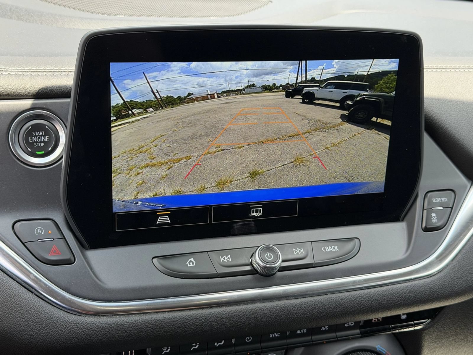 Used 2025 Chevrolet Blazer LT AWD/4WD image 18