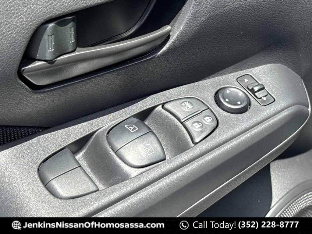 Certified 2023 Nissan Kicks S FWD image 26