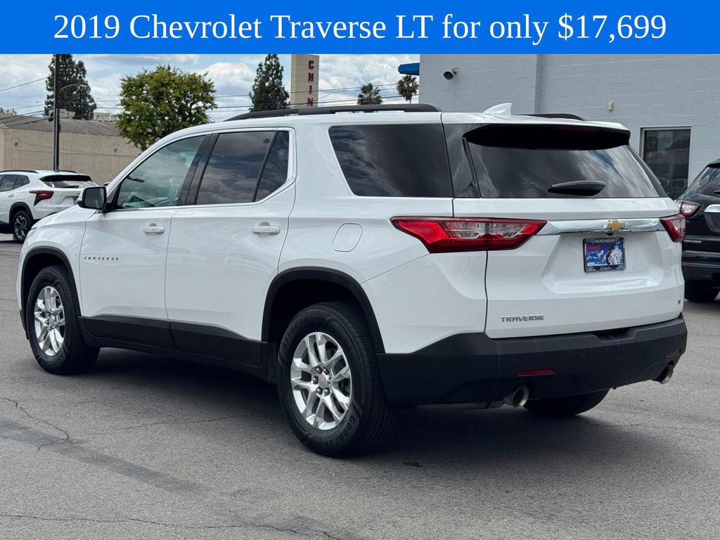 Used 2019 Chevrolet Traverse LT FWD image 5
