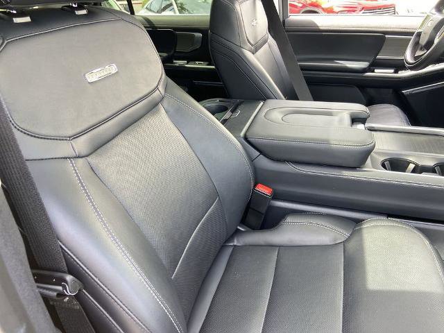 Used 2025 Ford Expedition Max Platinum AWD/4WD image 25