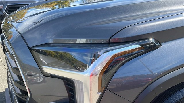 Used 2025 Toyota Sequoia SR5 image 7