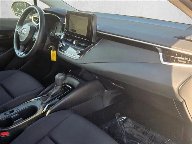 Used 2025 Toyota Corolla LE image 21