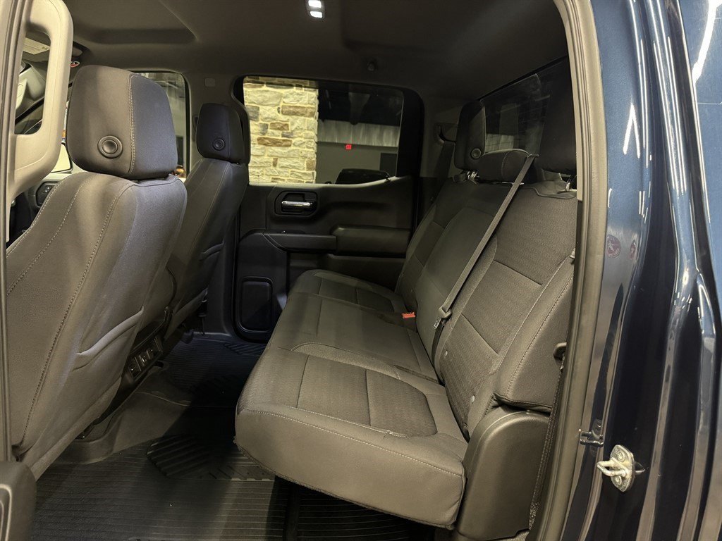 Used 2021 Chevrolet Silverado 1500 LT w/ Z71 Off-Road Package AWD/4WD image 24