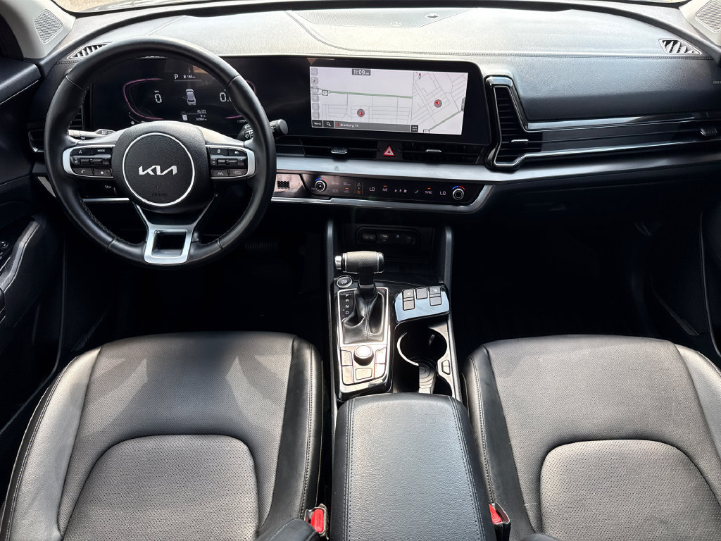 Used 2023 Kia Sportage EX FWD image 12