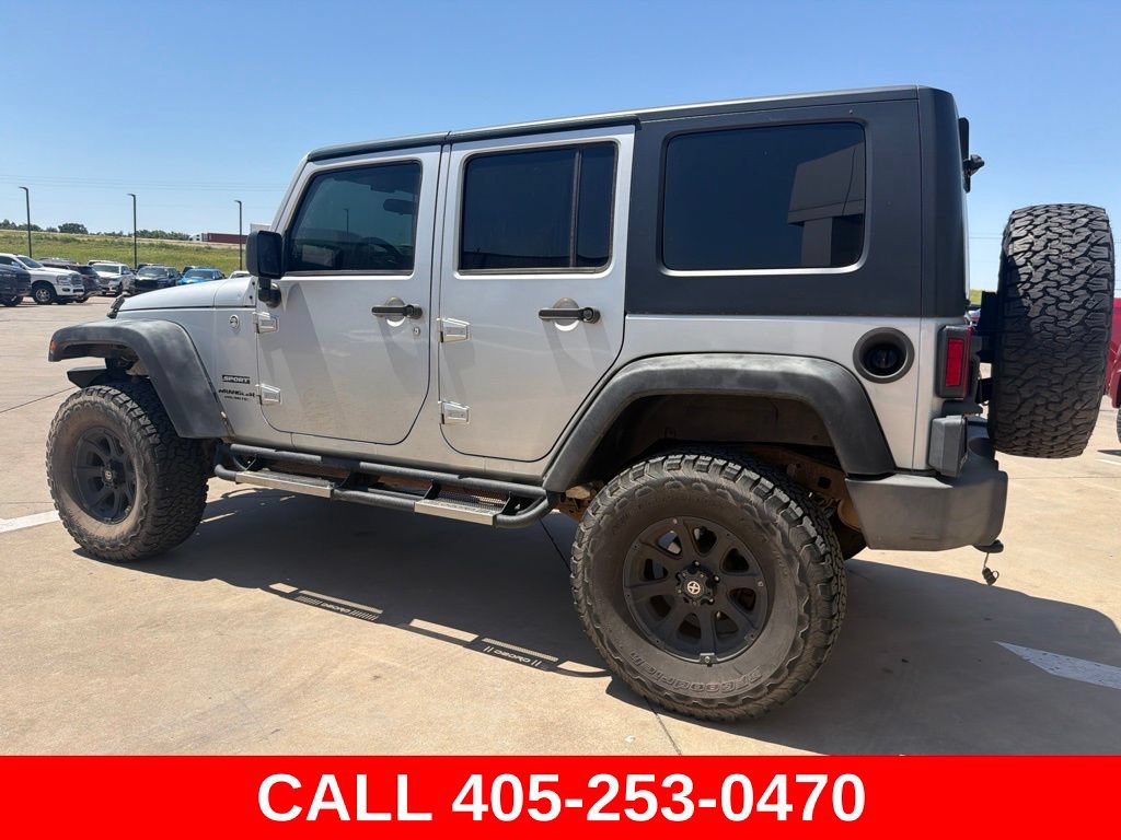 Used 2010 Jeep Wrangler Unlimited Sport AWD/4WD image 4