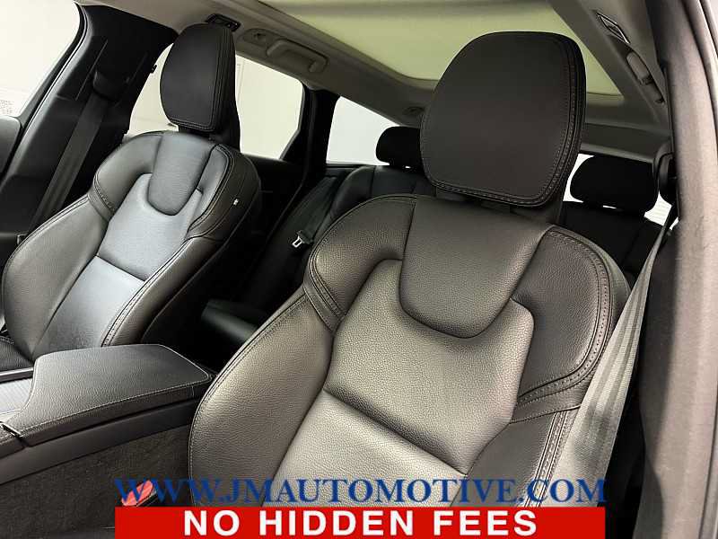 Used 2019 Volvo V90 T5 Cross Country w/ Protection Package Premier AWD/4WD image 14