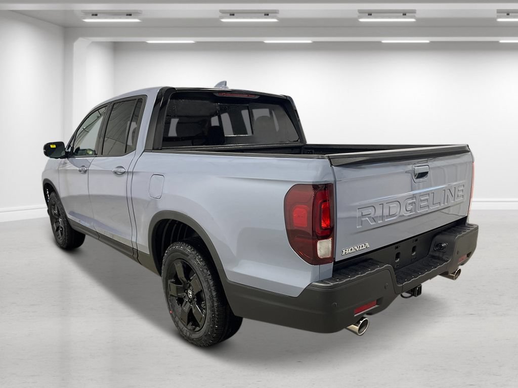 New 2026 Honda Ridgeline Black Edition image 3