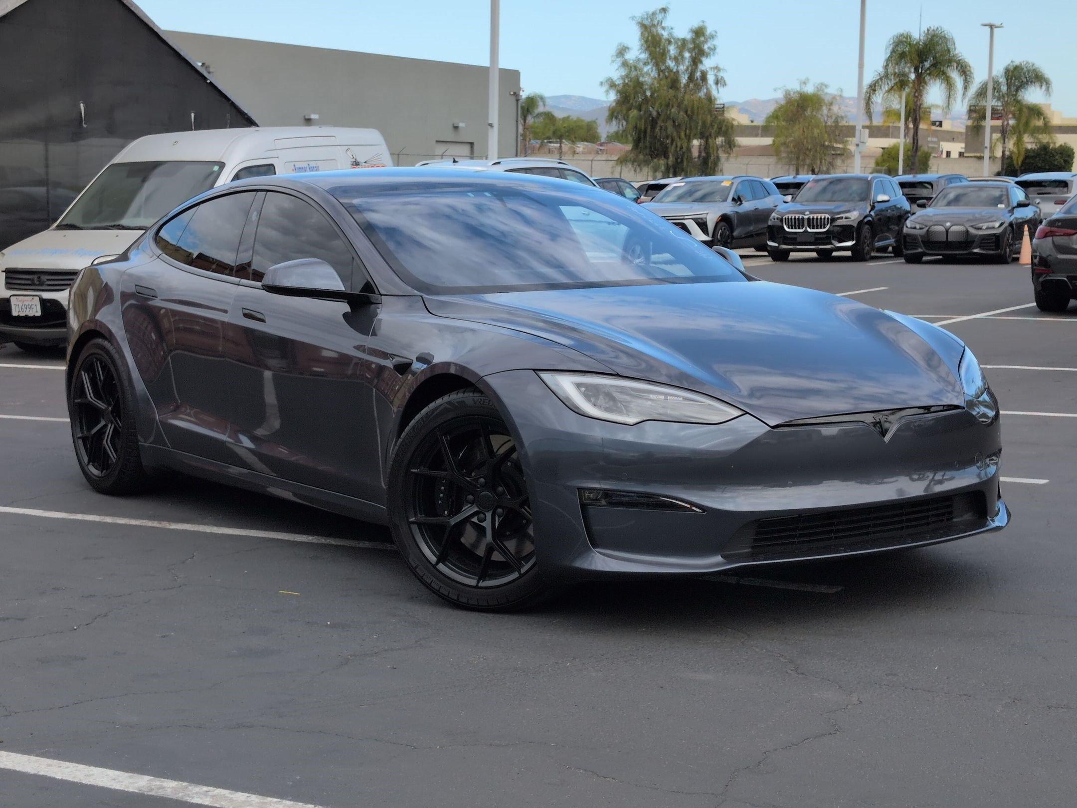 Used 2022 Tesla Model S Plaid AWD/4WD image 2