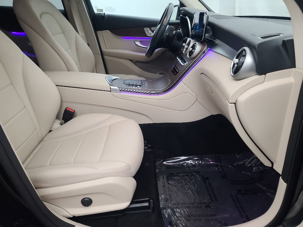 Used 2022 Mercedes-Benz GLC 300 4MATIC image 15