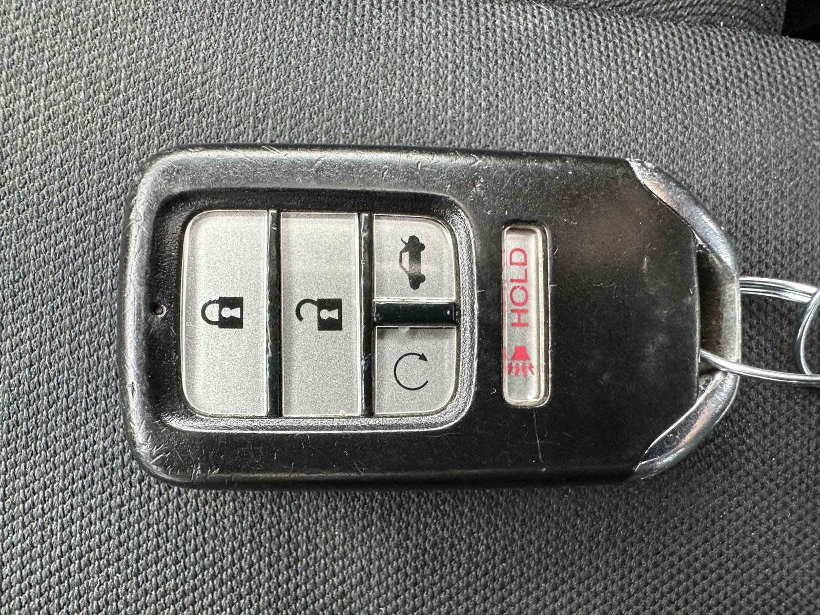 Used 2017 Honda Civic EX-T image 12