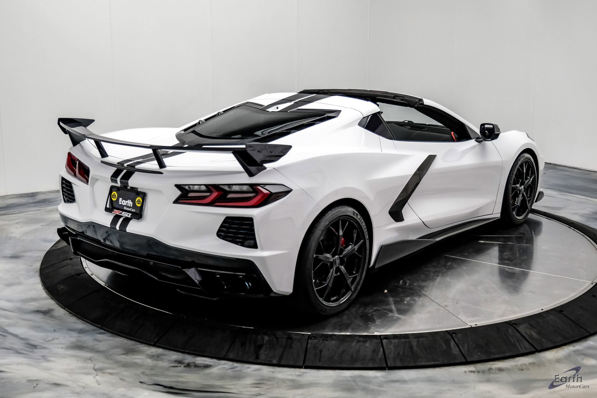 Used 2020 Chevrolet Corvette Stingray Premium Cpe w/ 3LT Preferred Equipment Group image 25