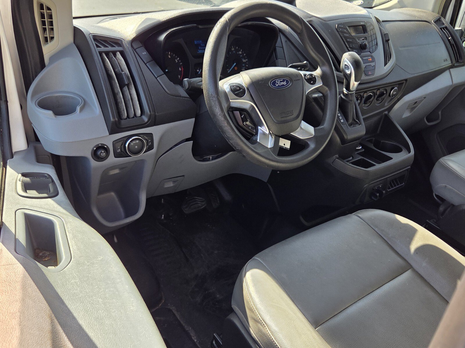 Used 2018 Ford Transit 350 148 Low Roof RWD image 10