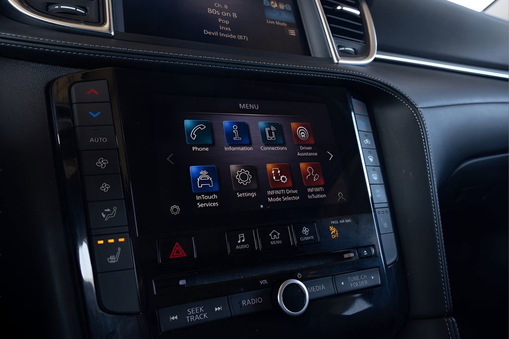 Used 2021 INFINITI QX50 Luxe AWD/4WD image 22