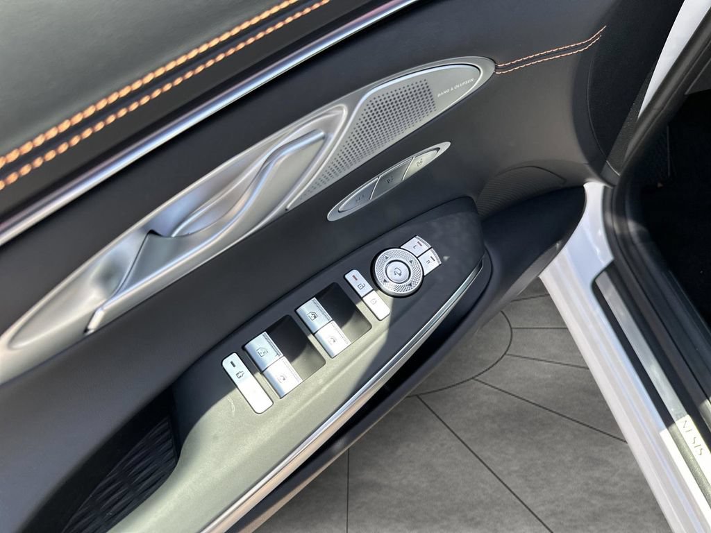 New 2026 Genesis GV70 2.5T Sport Prestige AWD/4WD image 15