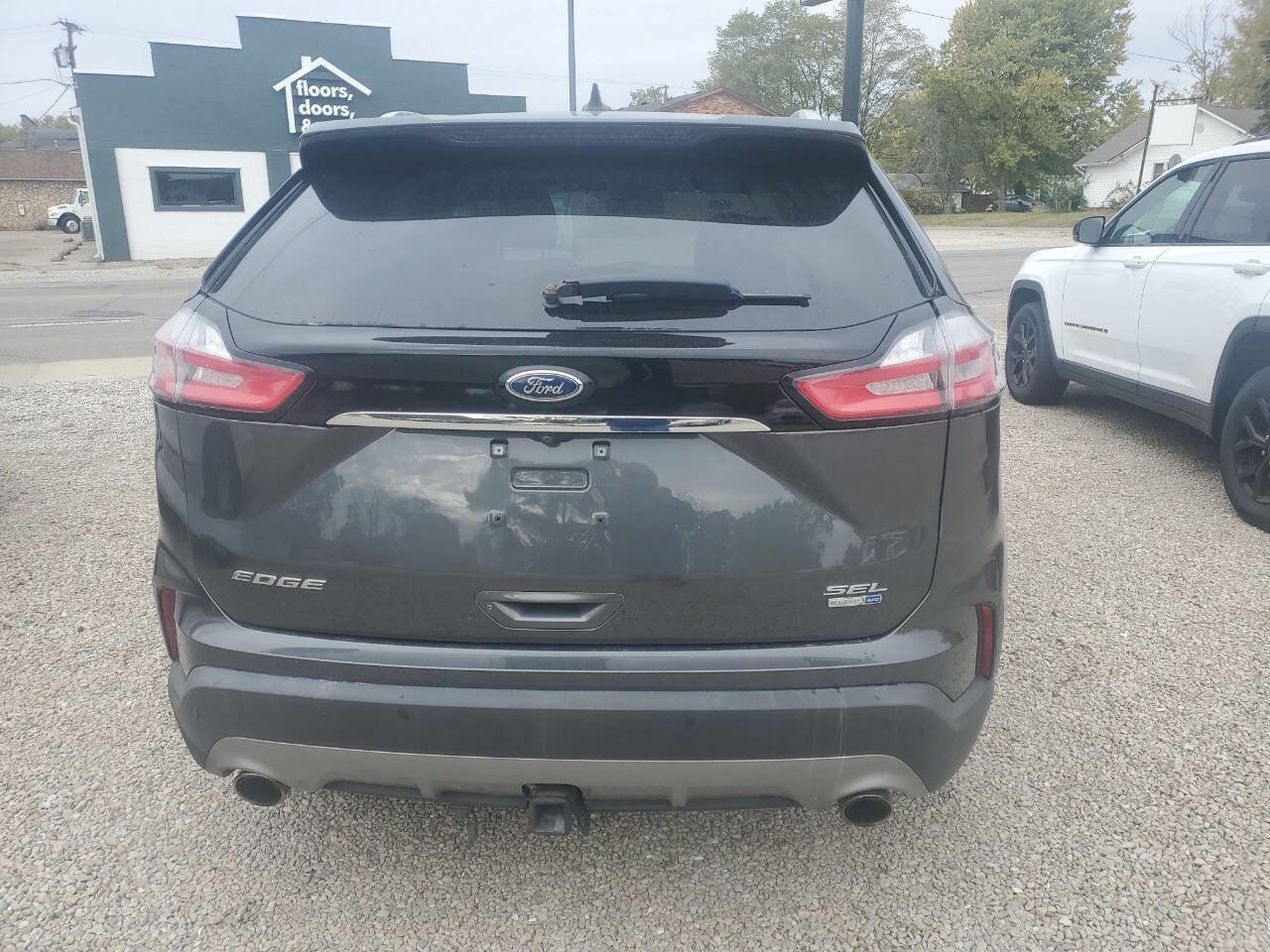 Used 2019 Ford Edge SEL w/ Equipment Group 201A image 6