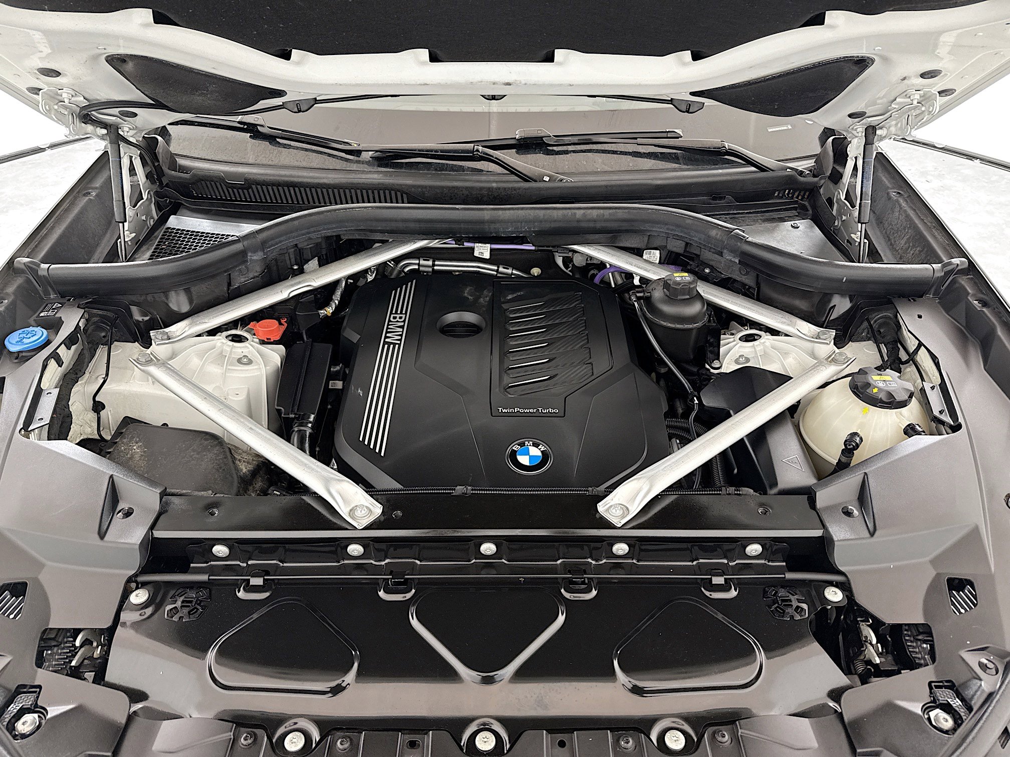 Used 2023 BMW X5 xDrive40i w/ M Sport Package image 30