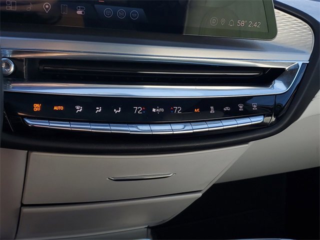 Certified 2024 Cadillac Lyriq Luxury image 19