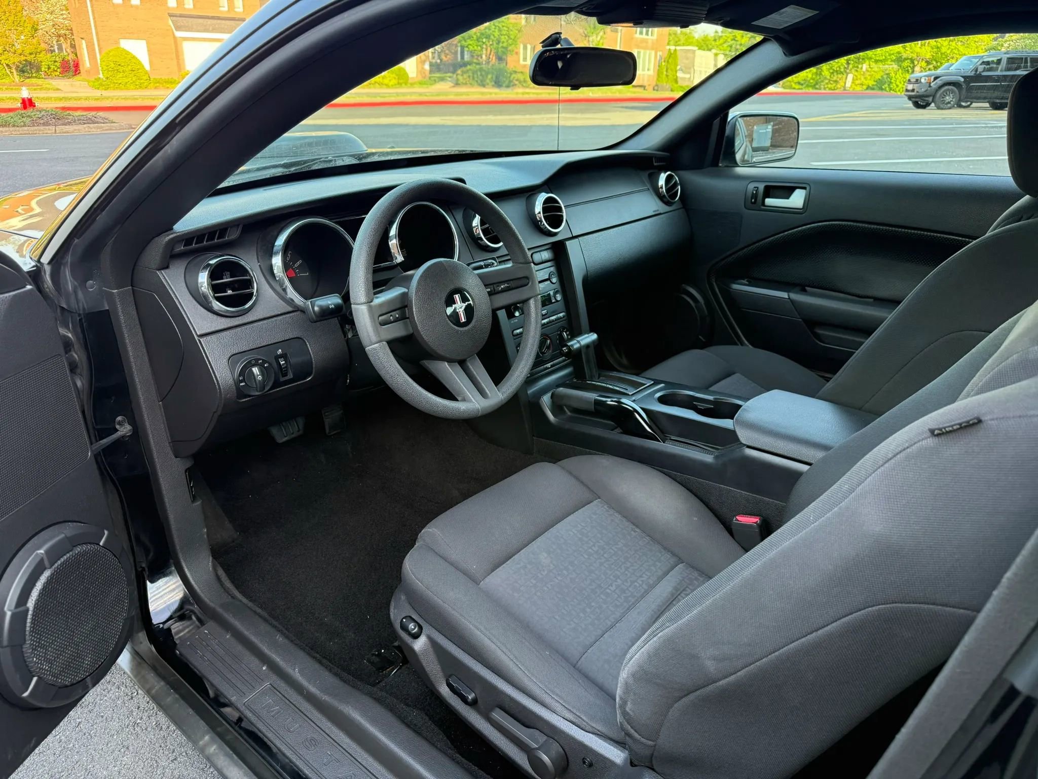 Used 2007 Ford Mustang Coupe RWD image 26