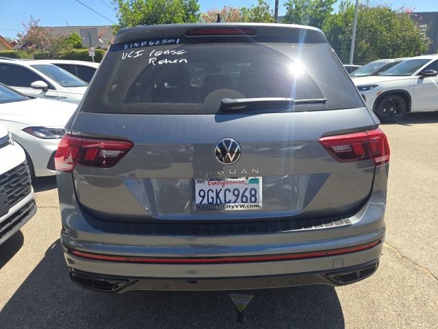 Used 2023 Volkswagen Tiguan SE R-Line FWD image 3