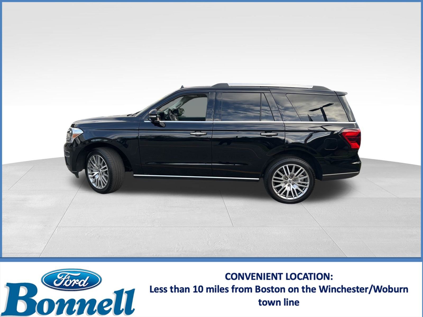 Used 2023 Ford Expedition Limited image 2