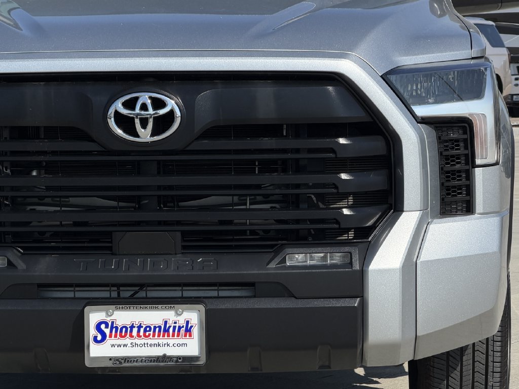 Used 2023 Toyota Tundra SR5 RWD image 8