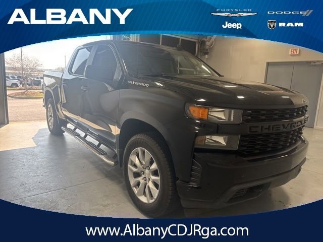 Used 2020 Chevrolet Silverado 1500 Custom w/ Custom Value Package image 1