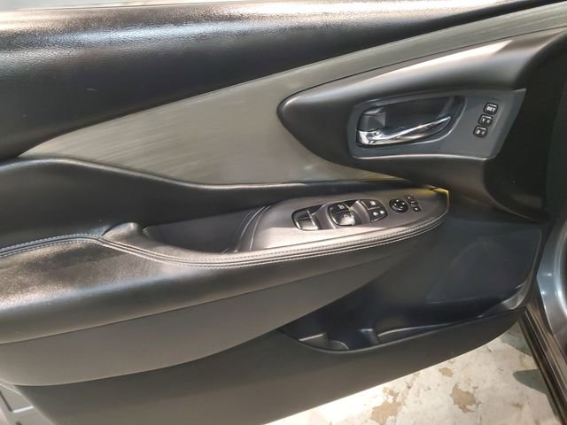 Used 2018 Nissan Murano SL w/ Cargo Package image 12