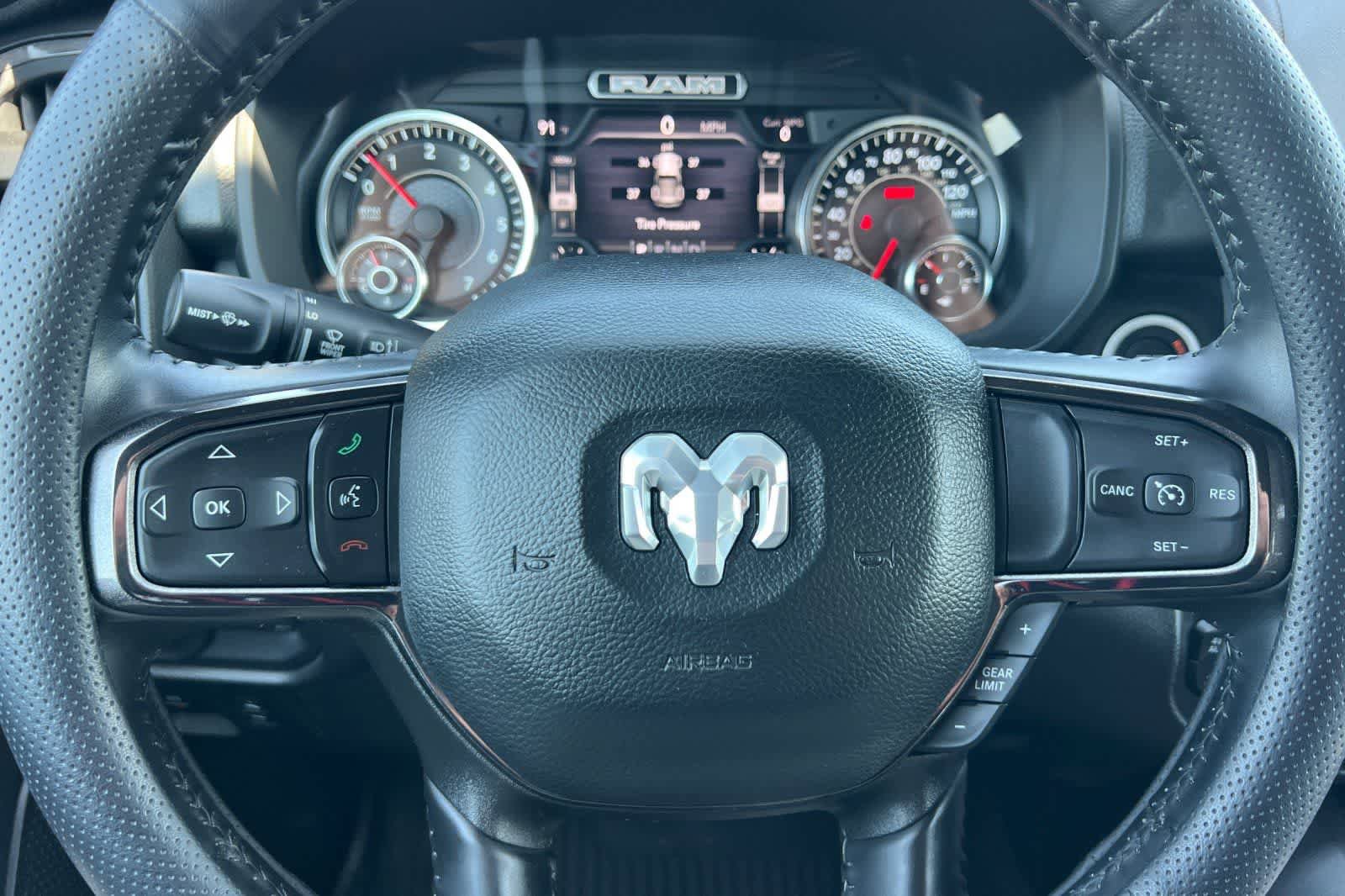 Used 2022 RAM 1500 Big Horn AWD/4WD image 24
