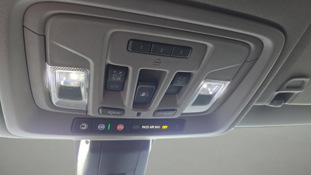 Used 2020 GMC Sierra 2500 Denali w/ Denali Ultimate Package image 24