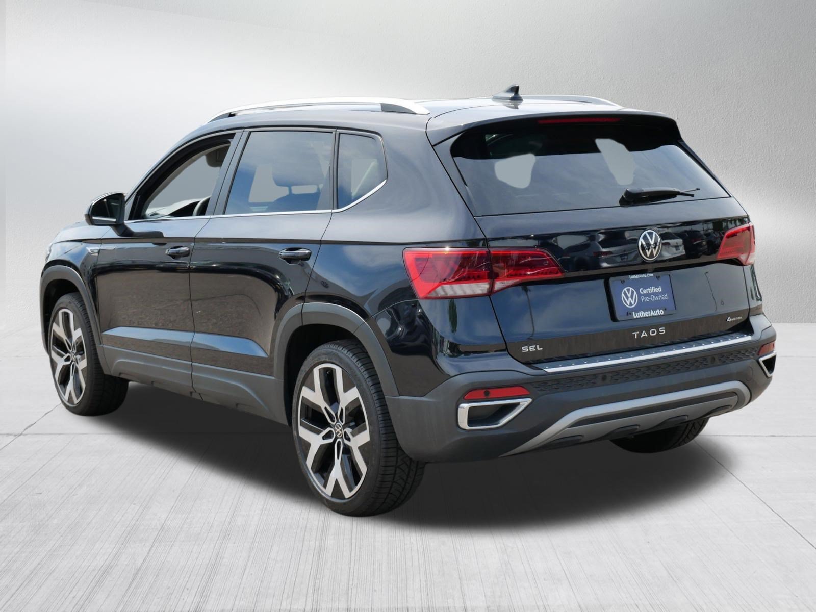 Certified 2023 Volkswagen Taos SEL AWD/4WD image 5