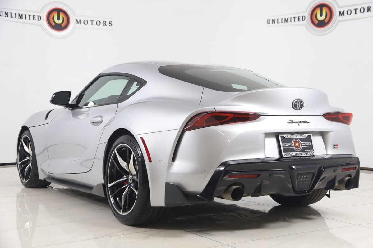 Used 2022 Toyota Supra Premium w/ Driver Assist Package RWD image 4